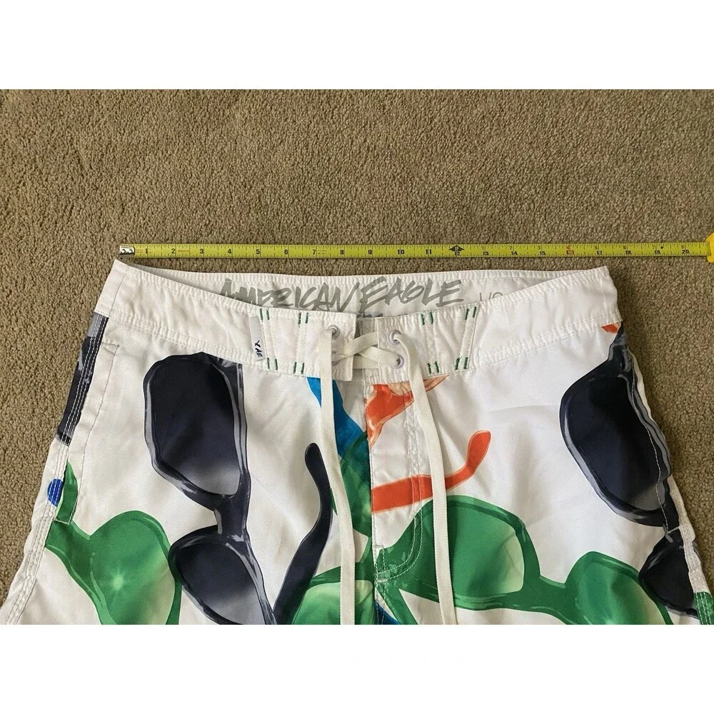 American Eagle Vintage 90’s Y2K Style Sunglasses Print Swim Shorts Men’s Size L